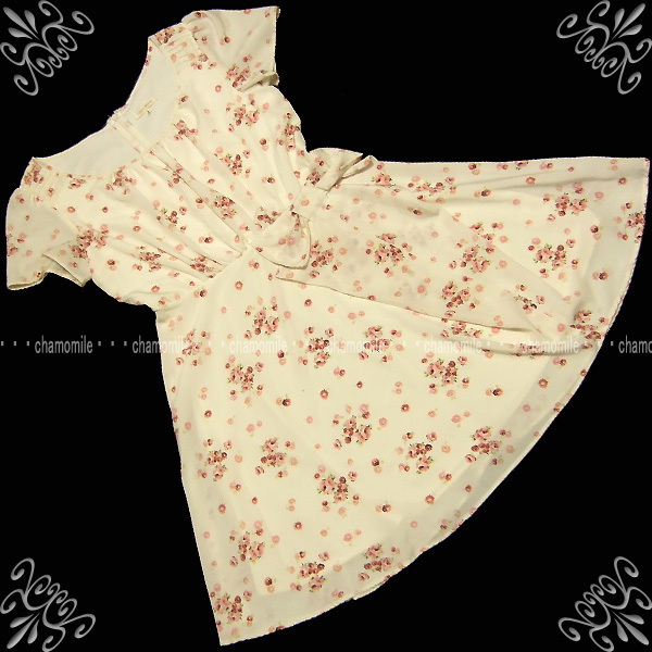  beautiful goods LEST ROSE* L'Est Rose * size 2 ribbon motif attaching floral print Flare dress white standard practical use One-piece sleeve lining less beautiful Silhouette refreshing feeling 