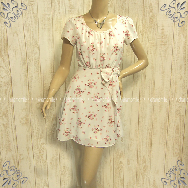  beautiful goods LEST ROSE* L'Est Rose * size 2 ribbon motif attaching floral print Flare dress white standard practical use One-piece sleeve lining less beautiful Silhouette refreshing feeling 