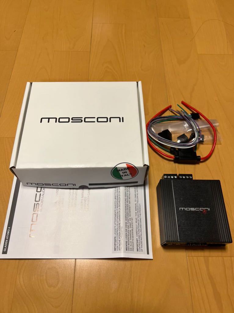 カローラスポーツ(R1 10～現在)用 mosconi ATOMO 4 (本体 ディスプレイ
