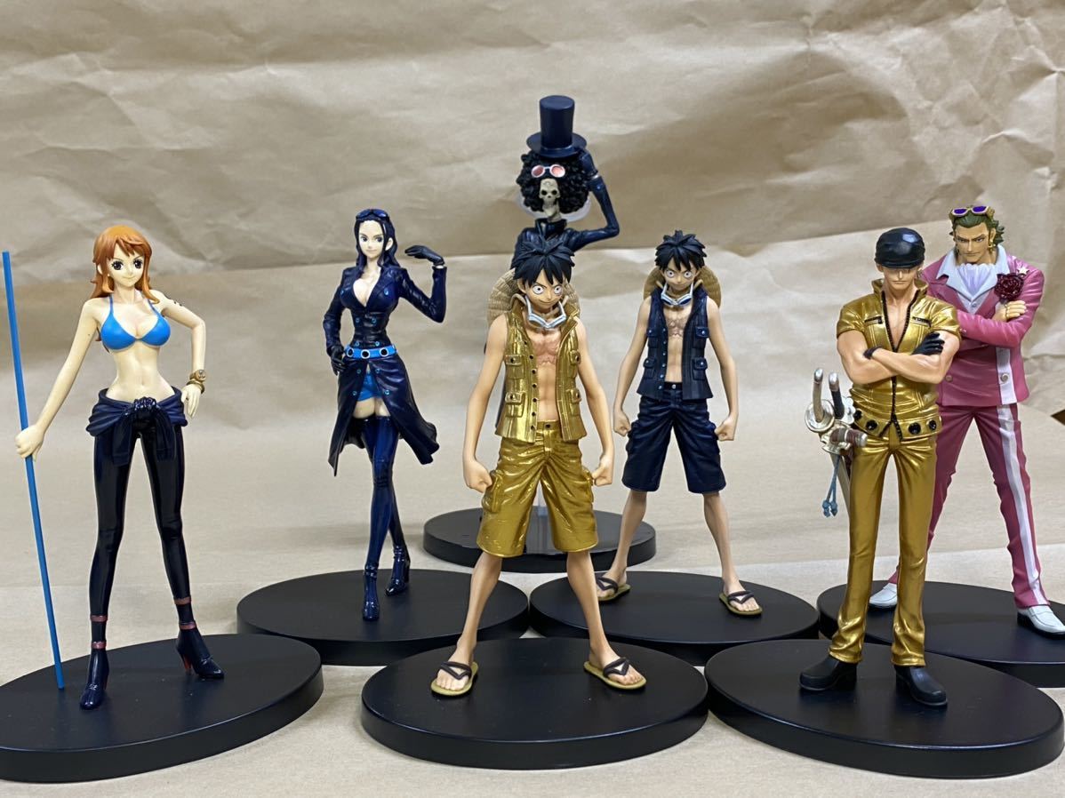 驚きの安さ 7体 箱無 中古品 セットワンピースフィギュア PIECE ONE