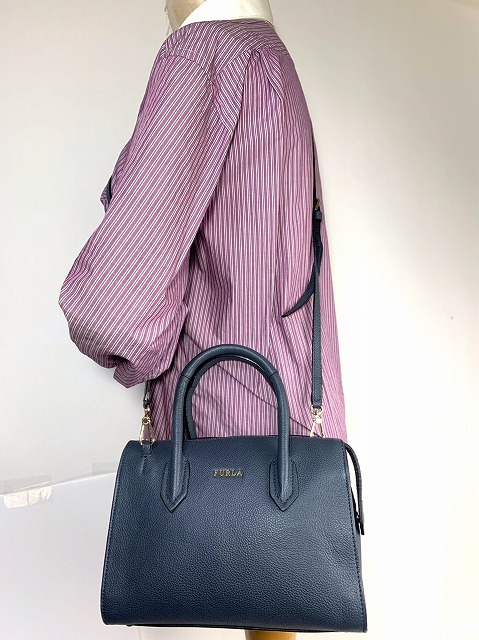 当店の記念日 FURLA フルラ パイパー M 2way ショルダーバッグ レザー