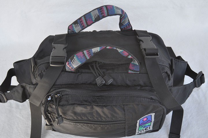 MEI RUMBLE SEAT сумка-пояс черный новый товар много входить .