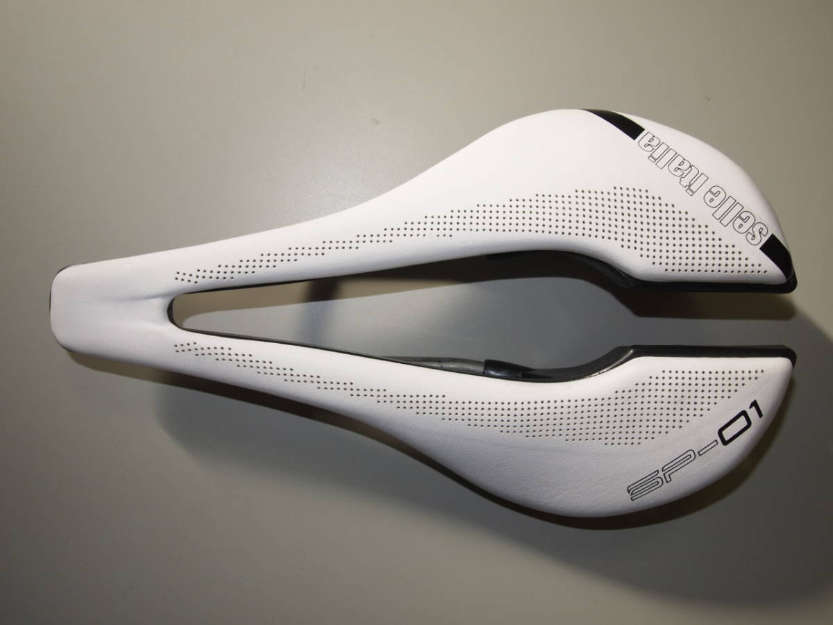 Selle ITALIA SP-01 BOOST Ti316 スーパーフロー 白-