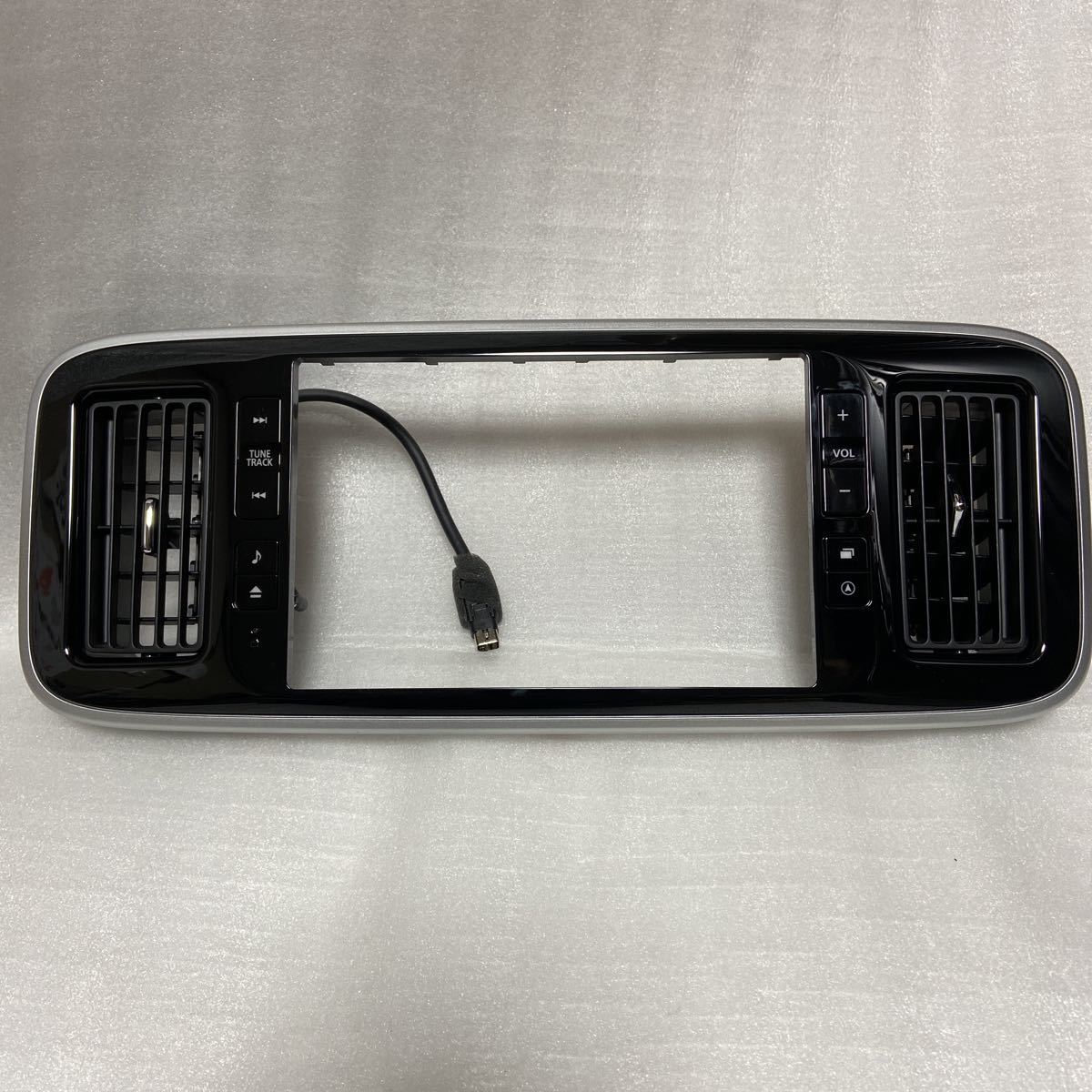 ダイハツ純正 8インチ NSZN-X69D SDナビ フルセグ Bluetooth DVD ダイハツ純正 8インチ NSZN-X69D SDナビ フルセグ Bluetooth DVD