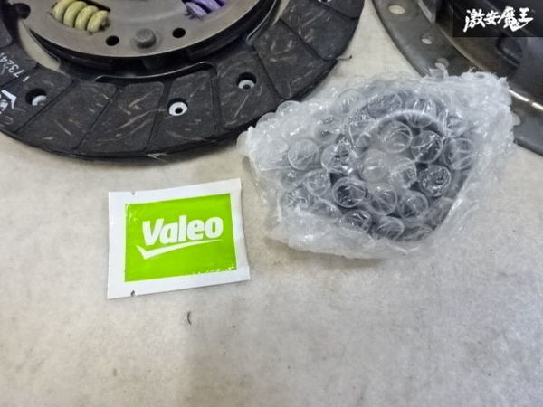  unused Valeo PEUGEOT Peugeot 205 305 306 309 405 clutch cover disk release bearing 3 point set 801290 stock equipped shelves 15-2