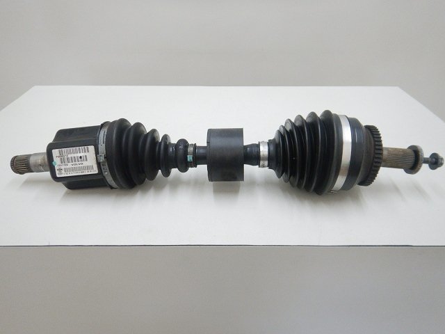 * Volvo V70 SB 02 year SB5234W left front drive shaft / gong car ( stock No:A31618) (5824) *