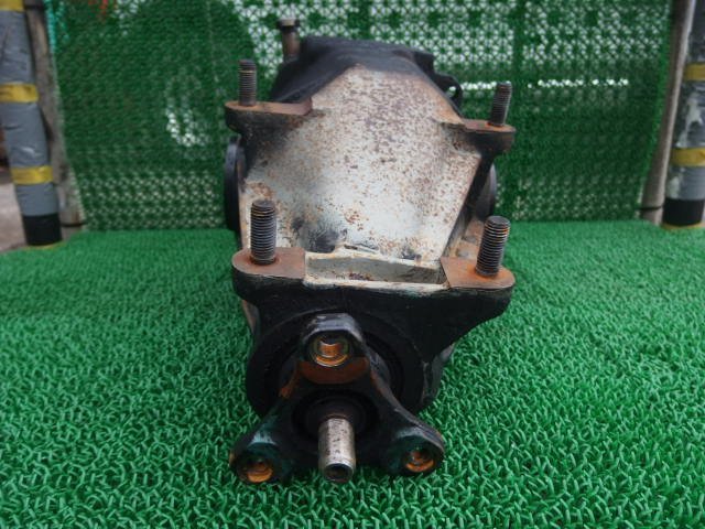 * Benz 300TD Medium-class /E Class W123 82 year 123193 rear differential gear / rear diff ( stock No:A24171) (6125) *