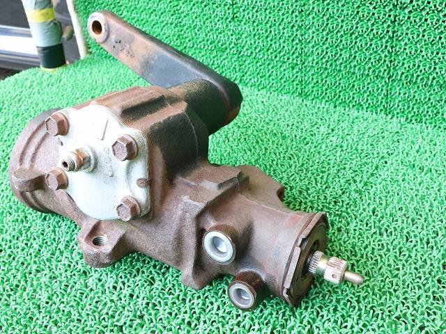 * Dodge Ram van 2500 95 year 5.2L hydraulic type steering gear gearbox ( stock No:A26999) (6120) *