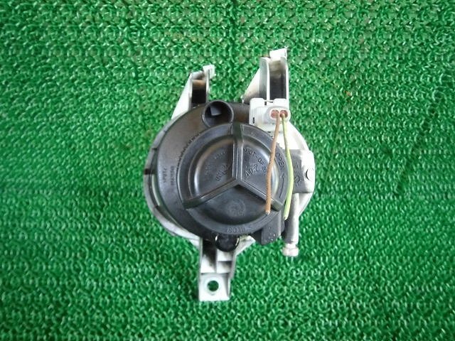 * Peugeot 206CC 05 year A206CC right foglamp ( stock No:A17307) (6107)