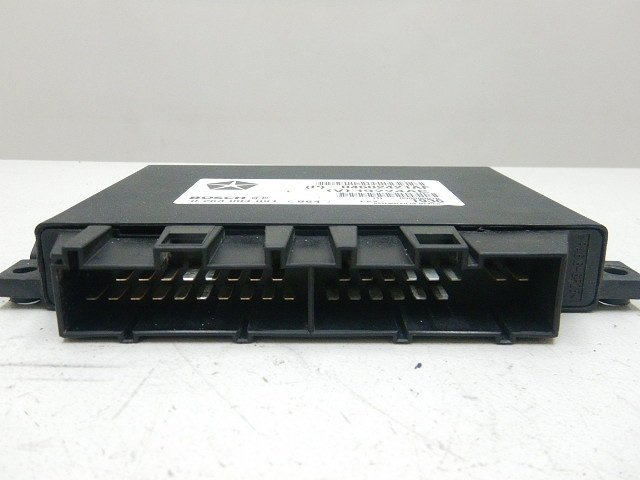 ★ クライスラー 300C SRT8 07年 LX61 ATコンピューター (在庫No:A32888) (7089)_画像2