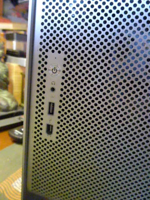 希少!必見!Power Mac G5/A1047です。先日まで動いていました 希少!必見!Power Mac G5/A1047です。先日まで動いていました