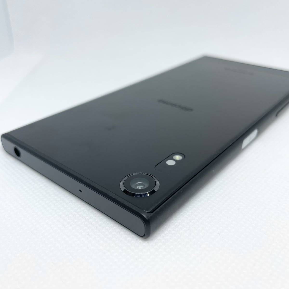 Xperia XZs ブラック SO-03J docomo black 32GB