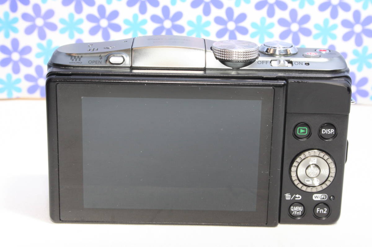 カメラ デジタルカメラ 極上美品 パナソニック Panasonic LUMIX DMC-GF6 Wi-Fi機能搭載 高画質 