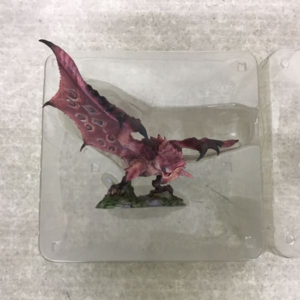 カプコンフィギュアビルダー クリエイターズモデル 桜火竜 リオレイア