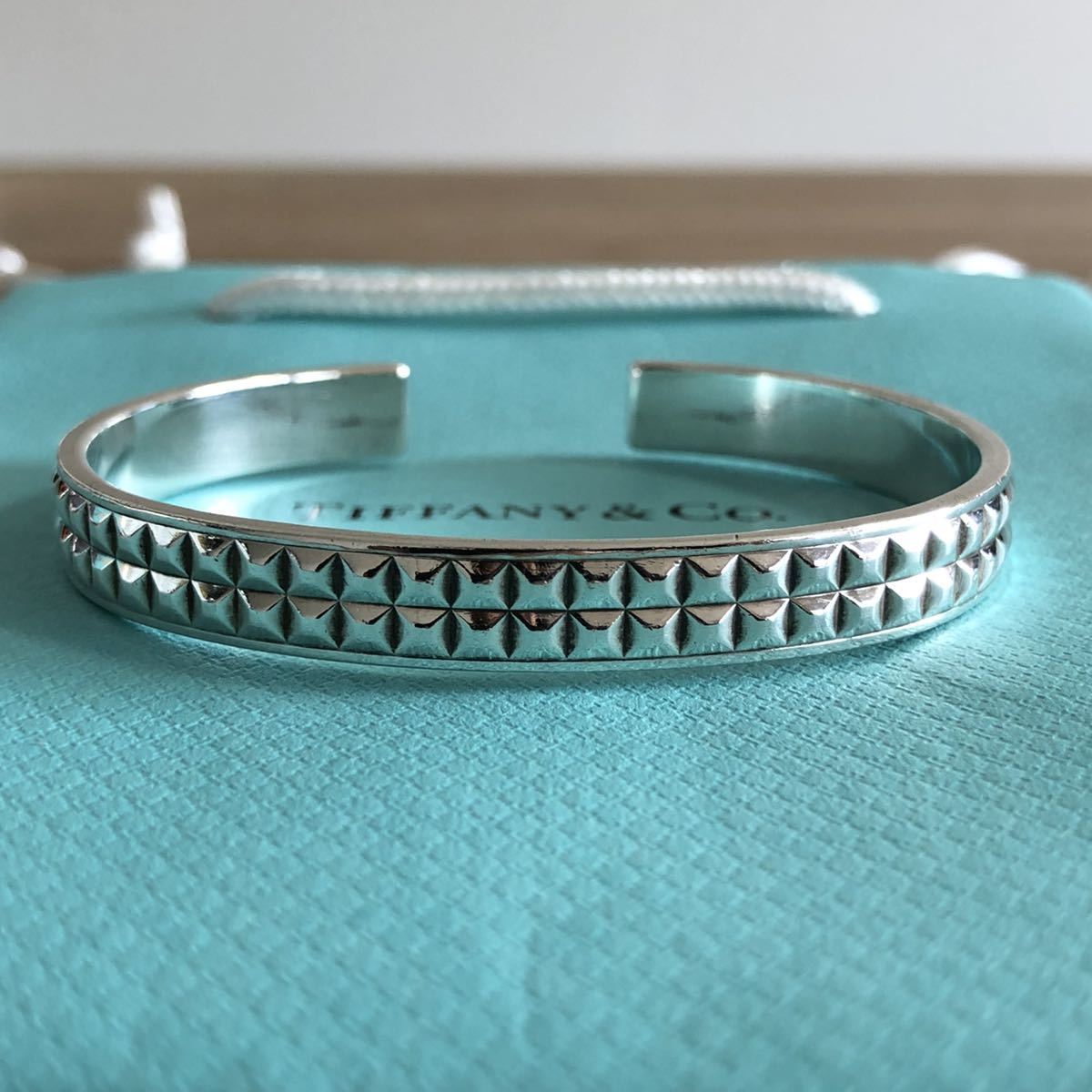 OLD TIFFANY ティファニー スタッズ ナロー ブレスレット バングル