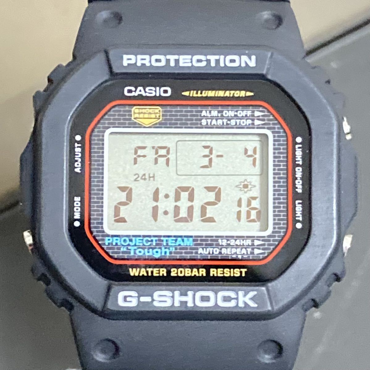 Yahoo!オークション - 極美品 箱説付G-SHOCK DW-5000SP-1JF