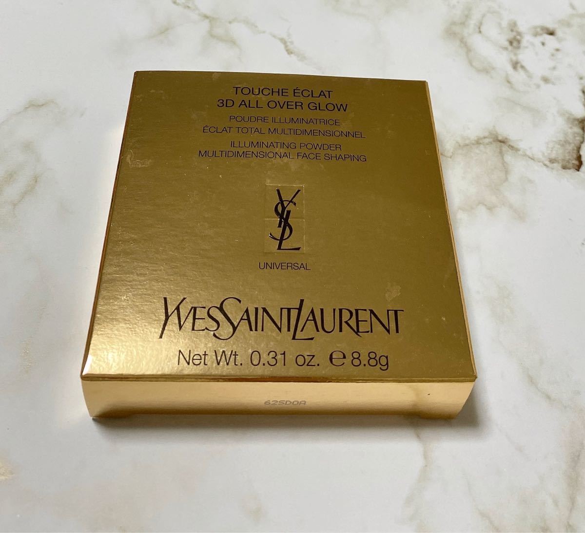 【新品】YSL イヴ・サンローラン  ラディアントタッチ 3D グロウ　フェイスパウダー　フランス製　ハイライト