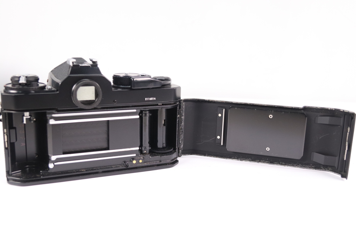 【ジャンク品】NIKON ニコン FE2 NIKKOR 50mm F1.4 一眼レフ フィルム カメラ 単焦点 レンズ 36421-K_画像4