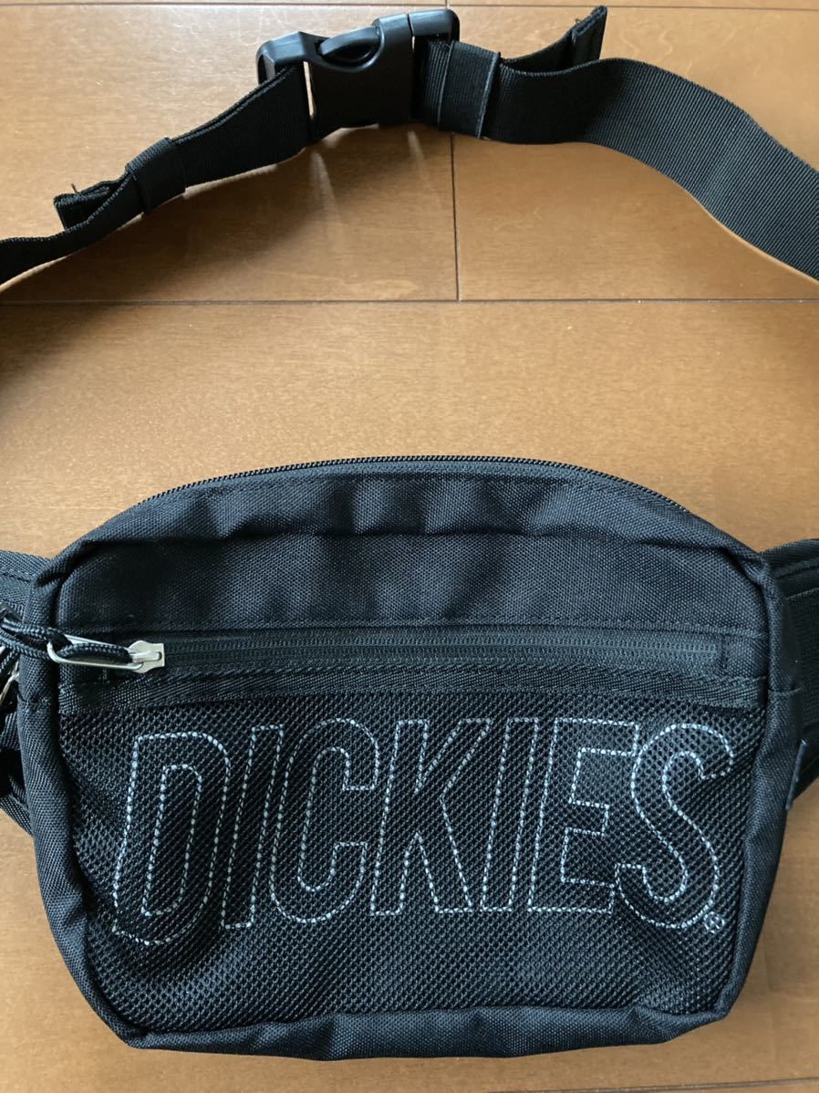 美品★Dickies★ディッキーズ　男女兼用バッグ　ボディバック　ウエストバック　ブラック　黒　斜めがけバック_画像2