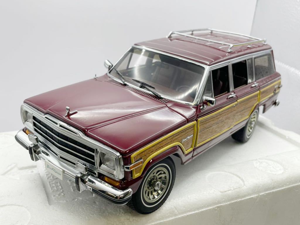 希少 オートアート グランドワゴニア 1/18 白 carlo.mx