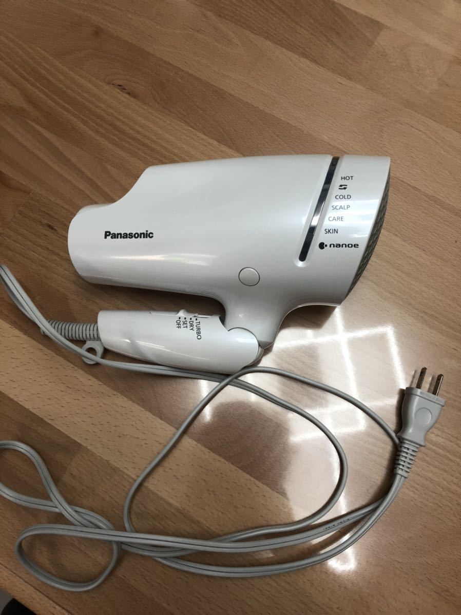 使用僅か Panasonic パナソニック ナノイー ナノケア ヘアドライヤー