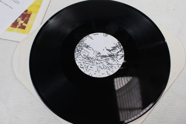 L02/LP/MERZBOW, KAPOTTE MUZIEK-split LP Korm Plastics KP-3390