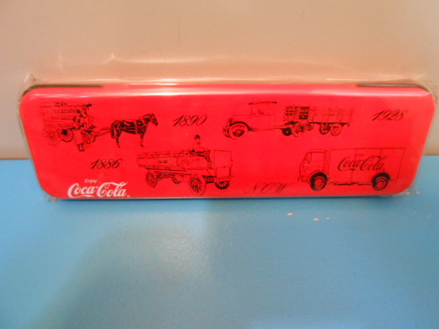●　コカ・コーラ　/　缶ペンケース　/　未使用品　/　1980年代頃の景品　/　COKE　●・・・H56_画像2