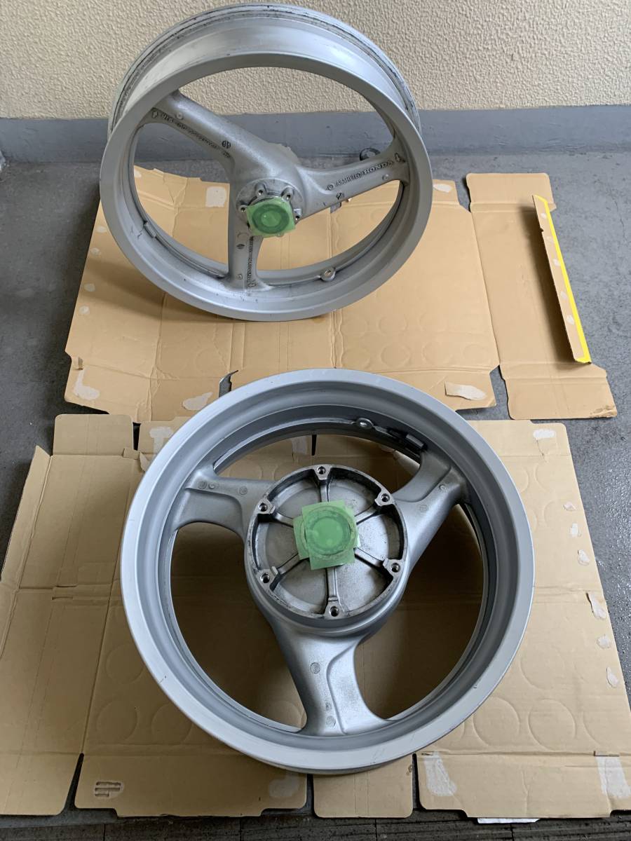 CB1300SF SC40 前後純正ホイール シルバー色 ic.sch.id