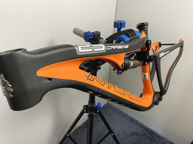 Yahoo!オークション - 送料無料 INTENSE CARBINE 29 インテンス Yahoo!オークション - 送料無料 INTENSE CARBINE 29 インテンス