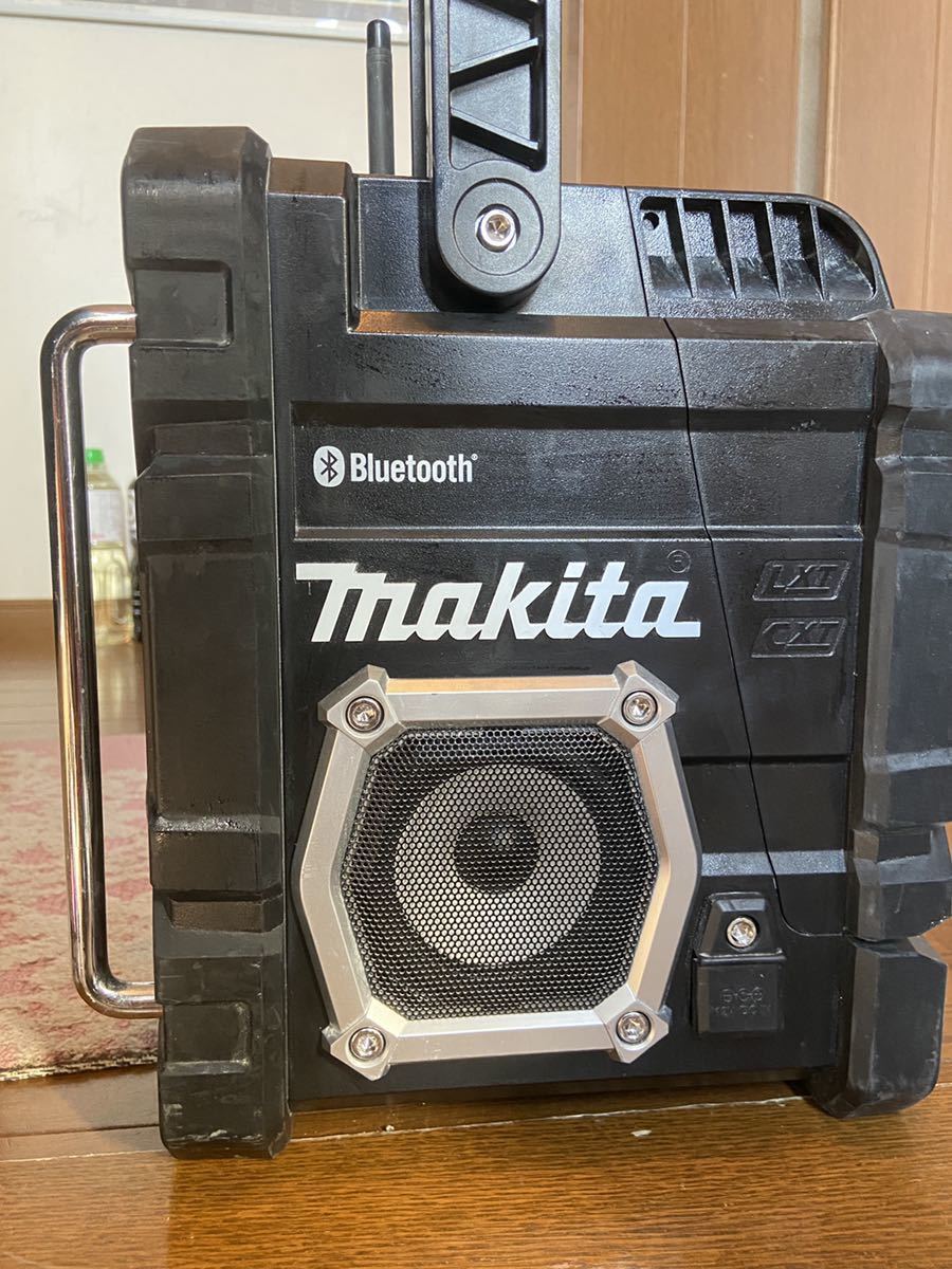 マキタ makita 充電式ラジオMR108マキタラジオ Bluetooth マキタ makita 充電式ラジオMR108マキタラジオ Bluetooth