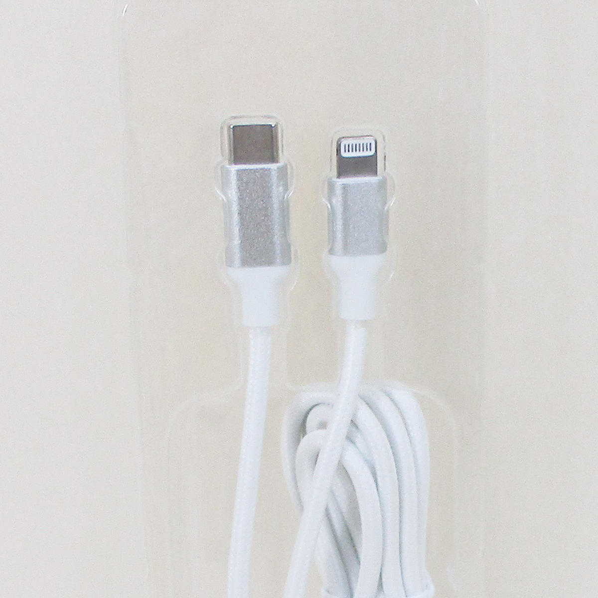 送料無料 ライトニングケーブル 1メートル Apple公式認定品 USB Type-C to Lightning 美和蔵 白色 MCA-LC100W/0539ｘ１本_画像7