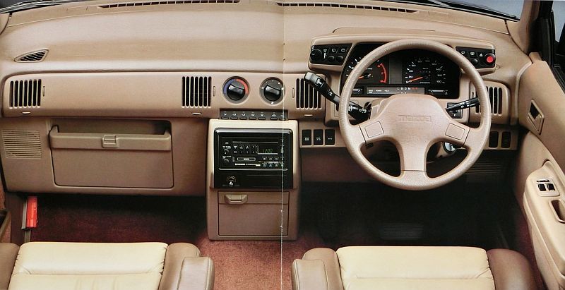 ★送料無料♪即決！ ■マツダ MPV（初代 LV系 中期型）カタログ ◇1990年 全20ページ ◆価格表付き♪ mazDa 