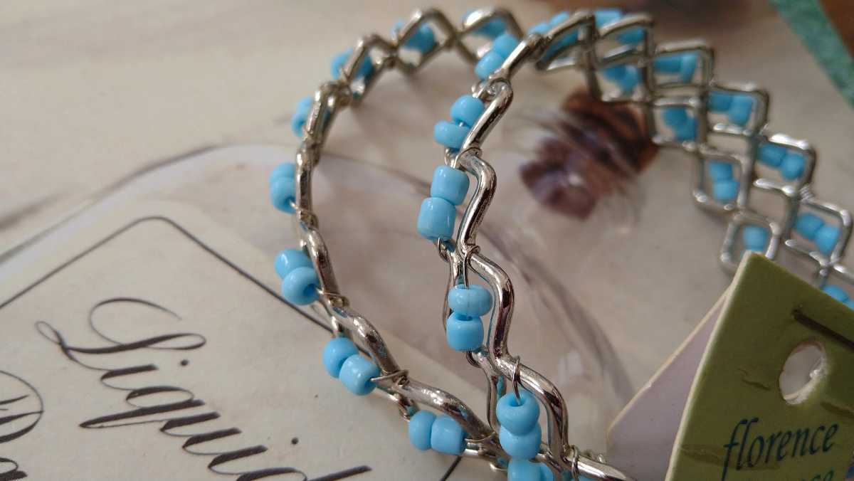 *.... impression * light blue beads × silver color * bangle 2 piece set *