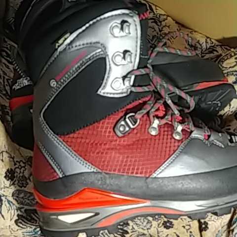 超美品 NORTHFACE トレッキングシューズ 26.5cm 登山靴 GORE-TEX 雪山 ノースフェイス ヴェルト Verto S6K ワンタッチアイゼン可能
