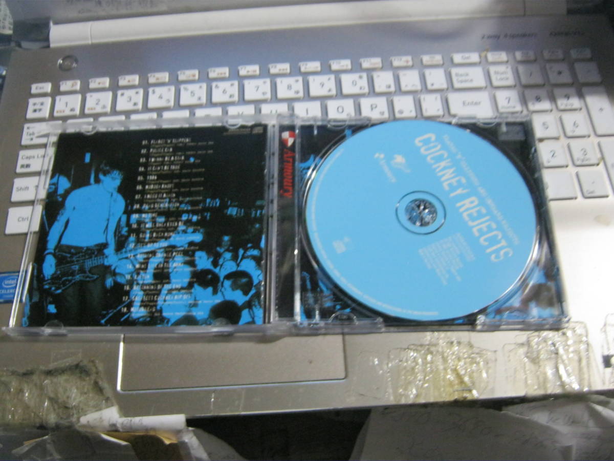 COCKNEY REJECTS コックニーリジェクツ / FLARES'N'SLIPPERS AND UNHEARD REJECTS ドイツ盤CD Oi Skins ANGELIC UPSTARTS BLITZ COMBAT 84_画像2