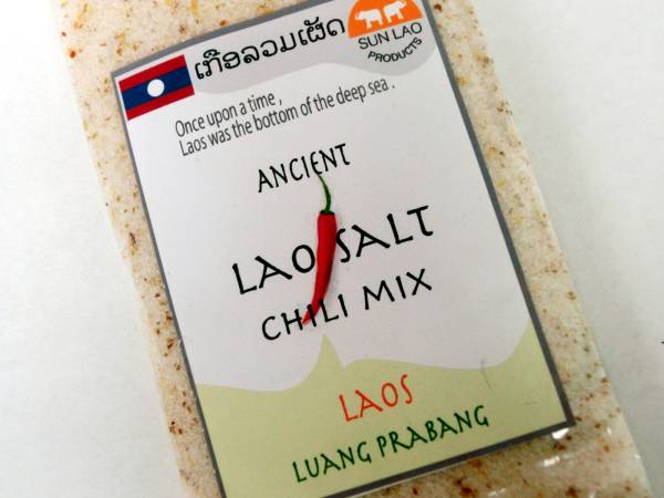  rare 1 point thing * new goods *la male production salt chi remix salt 100g/LAO SALT CHILI MIX[ conditions attaching free shipping ]