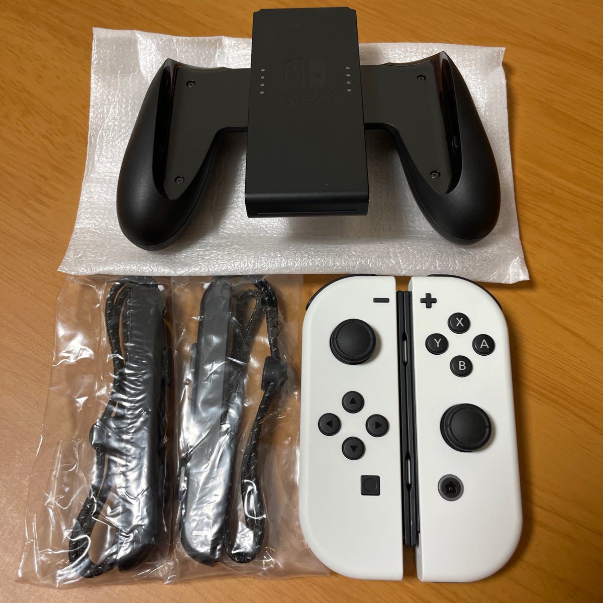Nintendo Switch Joy-Con ジョイコン ホワイト(¥8,100) www