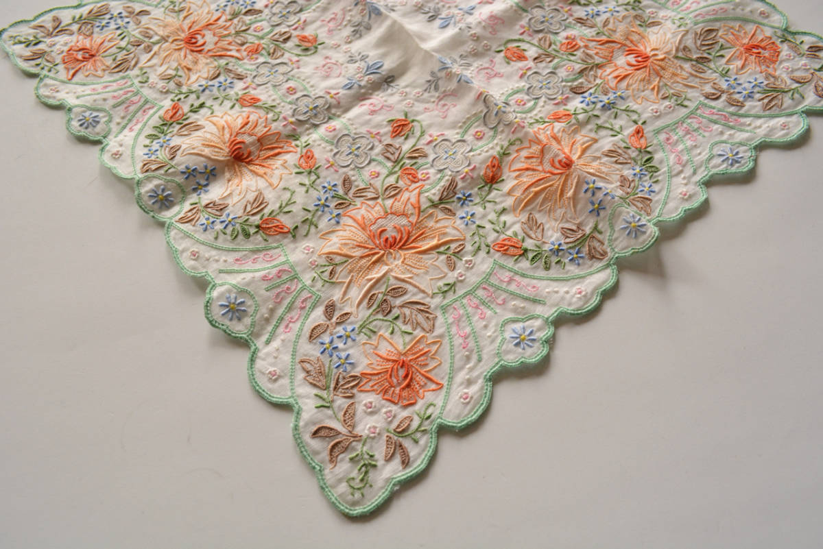 希少 スワトウ 白の鳳凰 ハンカチ 汕頭 中国 手刺繍 約29cm 刺繍