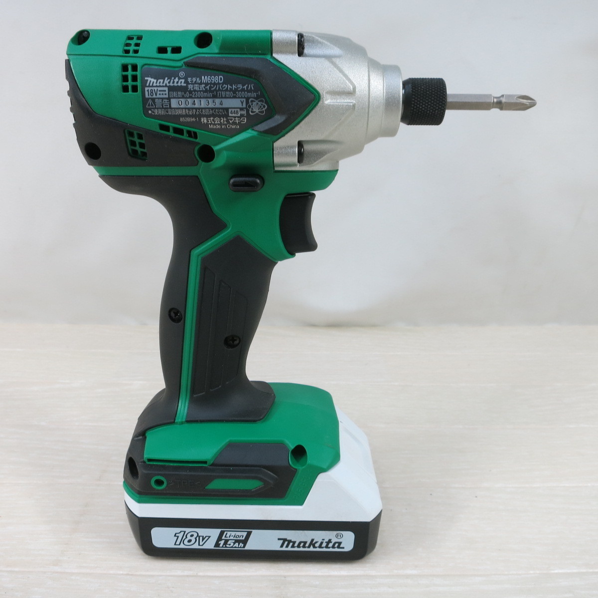 インパクト ヤフオク! - makita インパクトドライバー・レンチ M698DSX