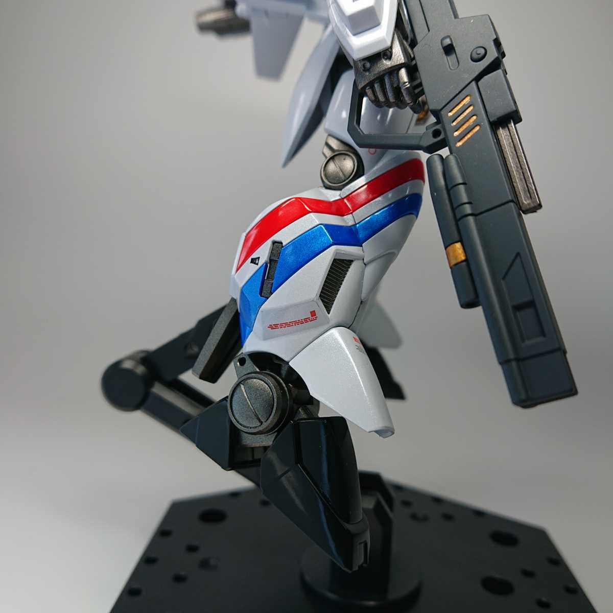 プレミアムバンダイ HG 1/144 ドラグナー1 リフター1 装備タイプ プレミアムバンダイ HG 1/144 ドラグナー1 リフター1 装備タイプ