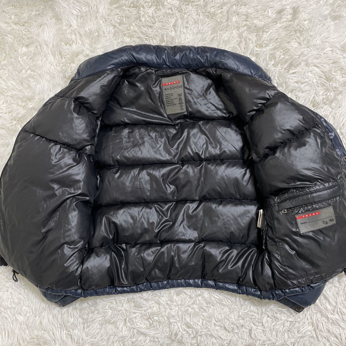 上級者の必需品】 PRADA プラダ Art.SGH258 ダウンジャケット 上級者の必需品】 PRADA プラダ Art.SGH258 ダウンジャケット