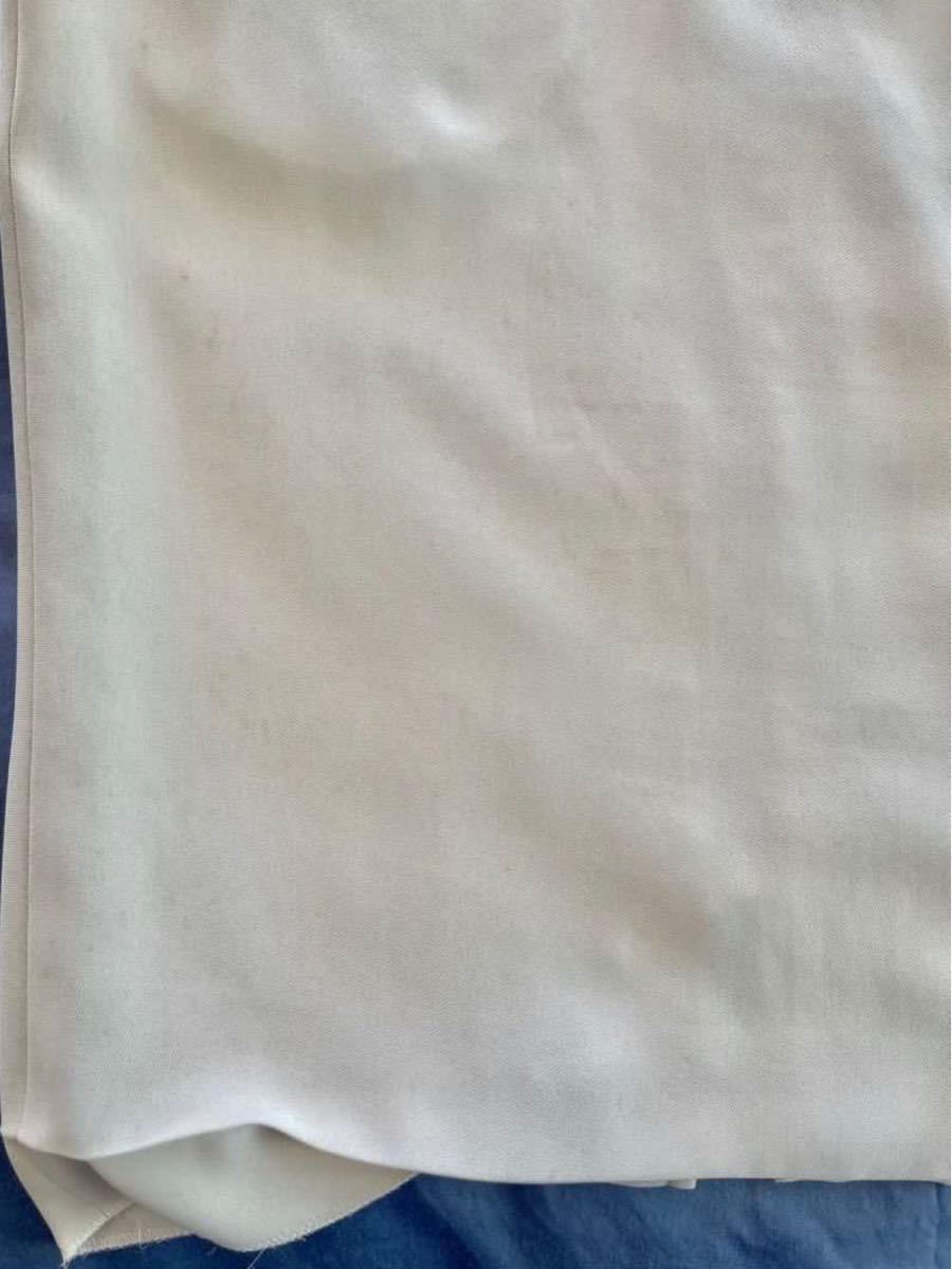大幅値上げ　イタリア製　定価5万円　ジョルジオアルマーニ　ヌードピンクスカート