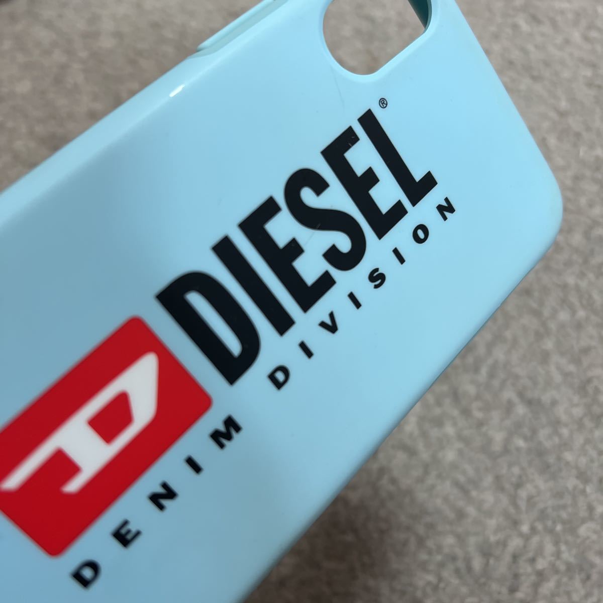 匿名配送 送料無料 Diesel iPhone X/XS ケース ディーゼル ブルー 水色 カバー 中古品 ブランド_画像3