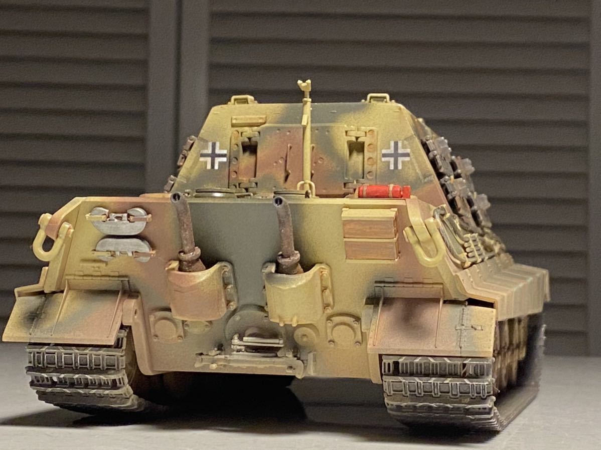 タミヤ 1/35ヤークトタイガー重駆逐戦車 完成品 ヤークトティーガー タミヤ 1/35ヤークトタイガー重駆逐戦車 完成品 ヤークトティーガー