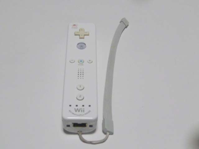 RS72【即日配送 送料無料 動作確認済】Wiiリモコン　モーションプラス　RVL-036　白　ホワイト　コントローラ