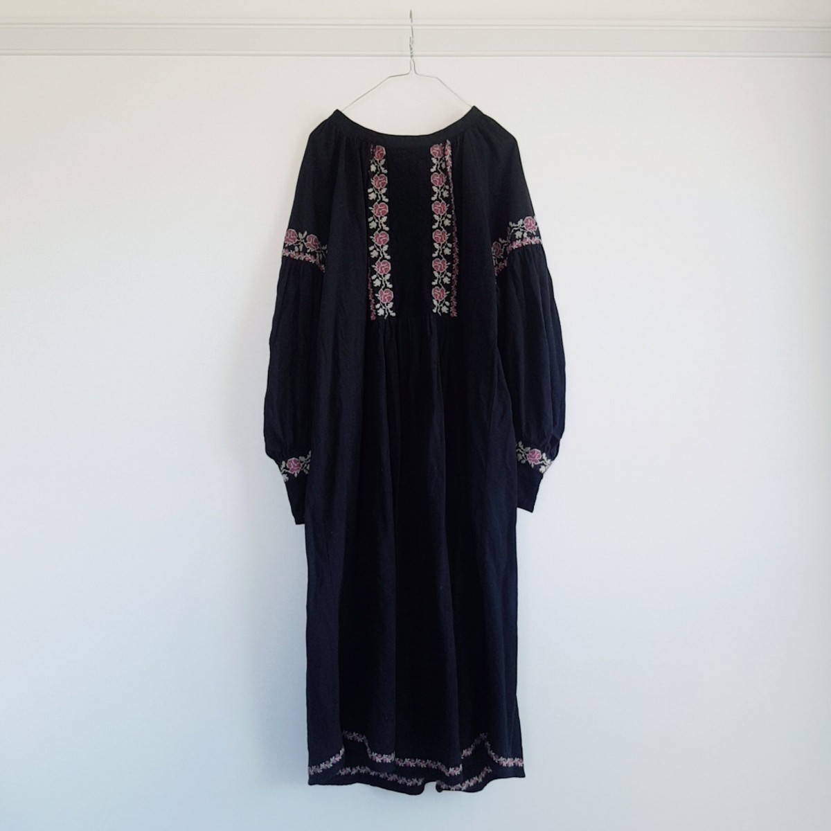 安いアウトレットストア <入手困難>30’sヴィンテージ 刺繍ドレス ウクライナ vintage ロングワンピース