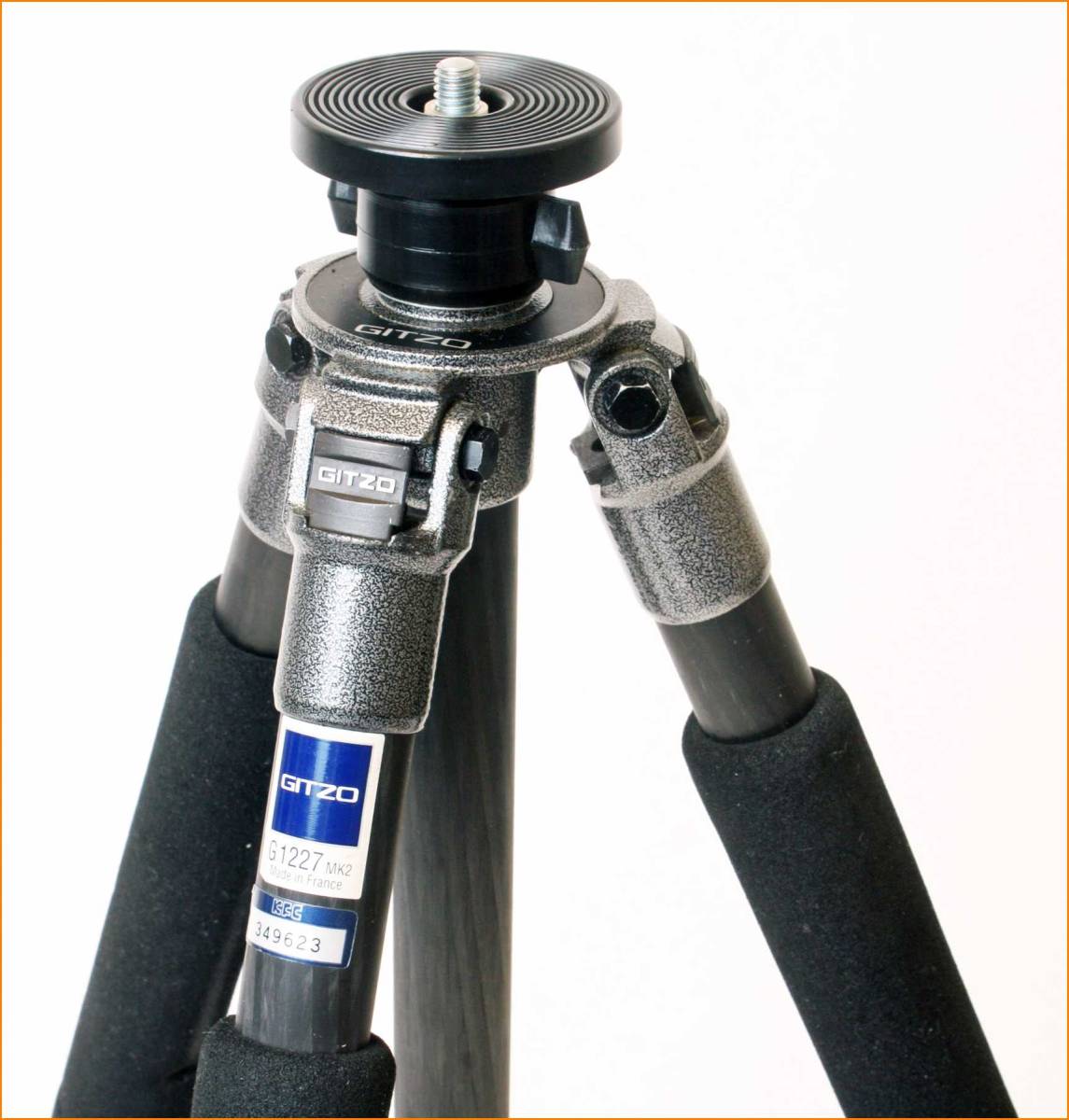 GITZO ジッツオ 中型カーボン三脚 G 1227 MK2(2型 3段)|Yahoo GITZO ジッツオ 中型カーボン三脚 G 1227 MK2(2型 3段)|Yahoo