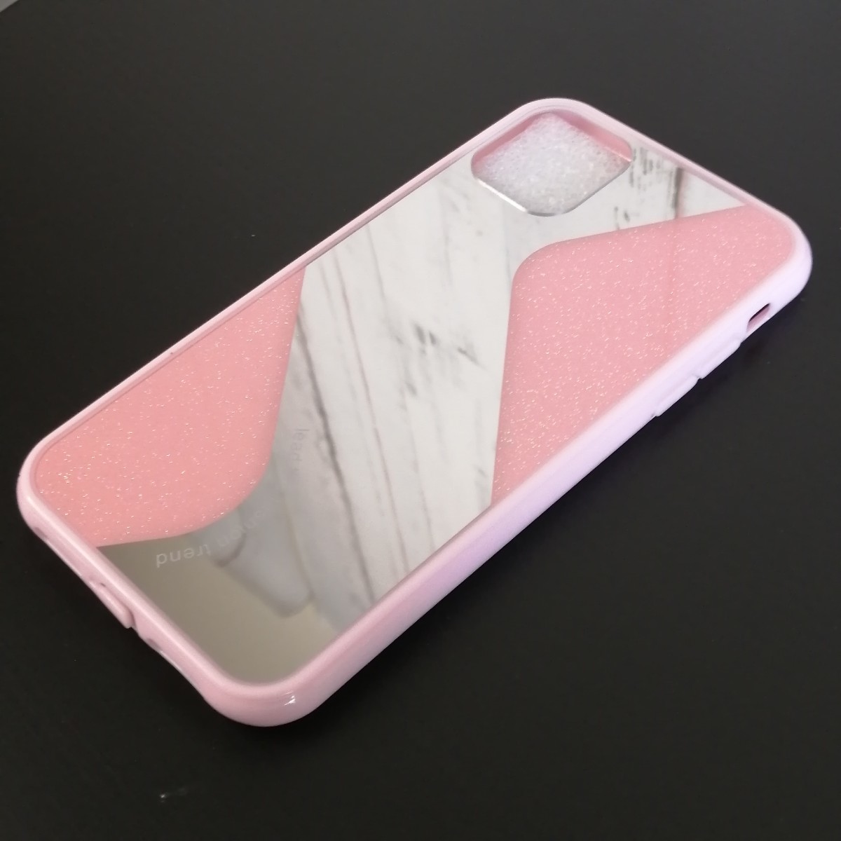 ★新品★iPhone11  スマホカバー　ピンク