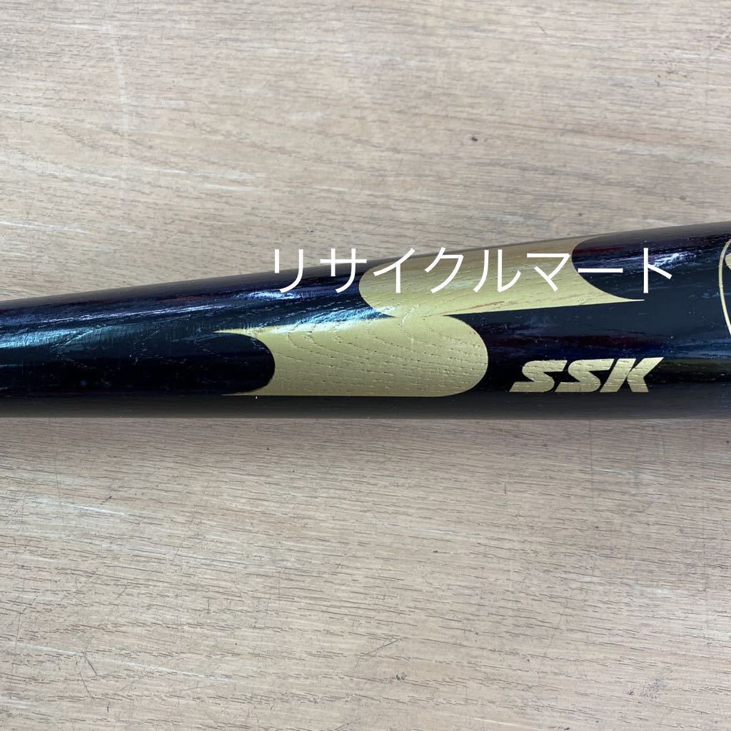 レア 希少 広島カープ 現役時代 嶋重宣 氏 実使用バット 55番 黒 レア 希少 広島カープ 現役時代 嶋重宣 氏 実使用バット 55番 黒