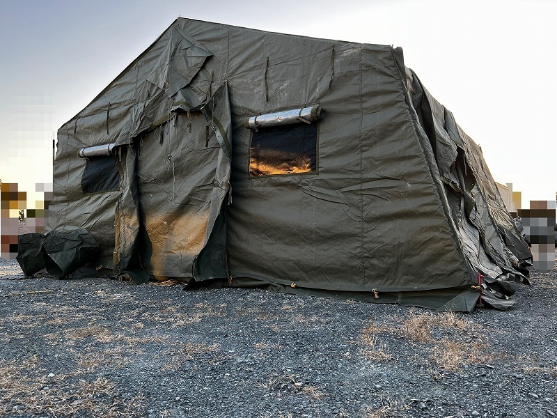 【米軍放出品】大型テント シェルター 野戦テント ガレージ 野外テント 感染対策テント テンパーテント イベント キャンプ ☆CC29AF_画像3